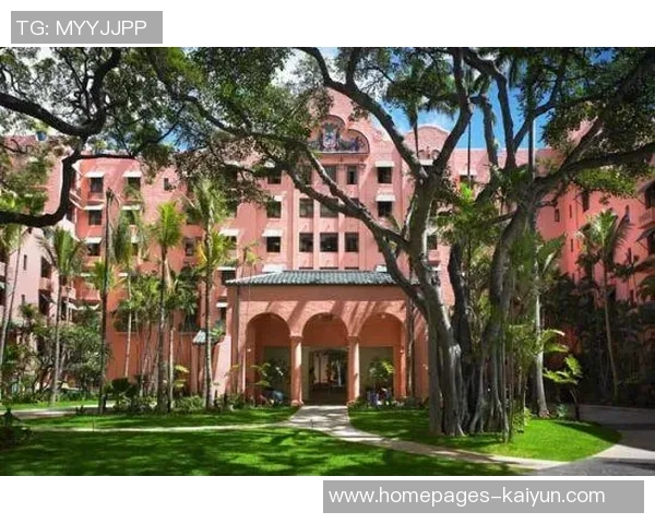 加州尔湾与夏威夷的文化碰撞与生活方式对比分析