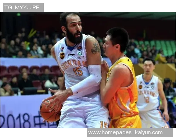 帕纳辛与毕尔的激烈对决揭示了篮球战术与团队协作的重要性